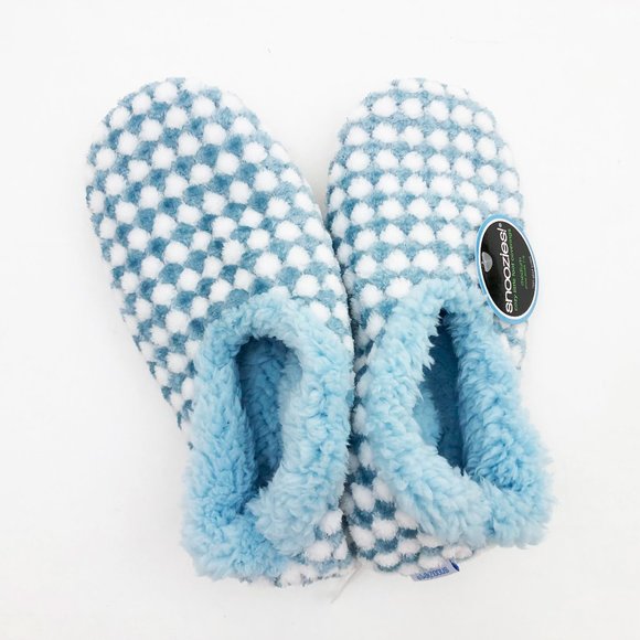 NWT Snoozies Women's Harlequin Classic Light Blue & White Slippers Medium 7/8 - - Picture 4 of 6
